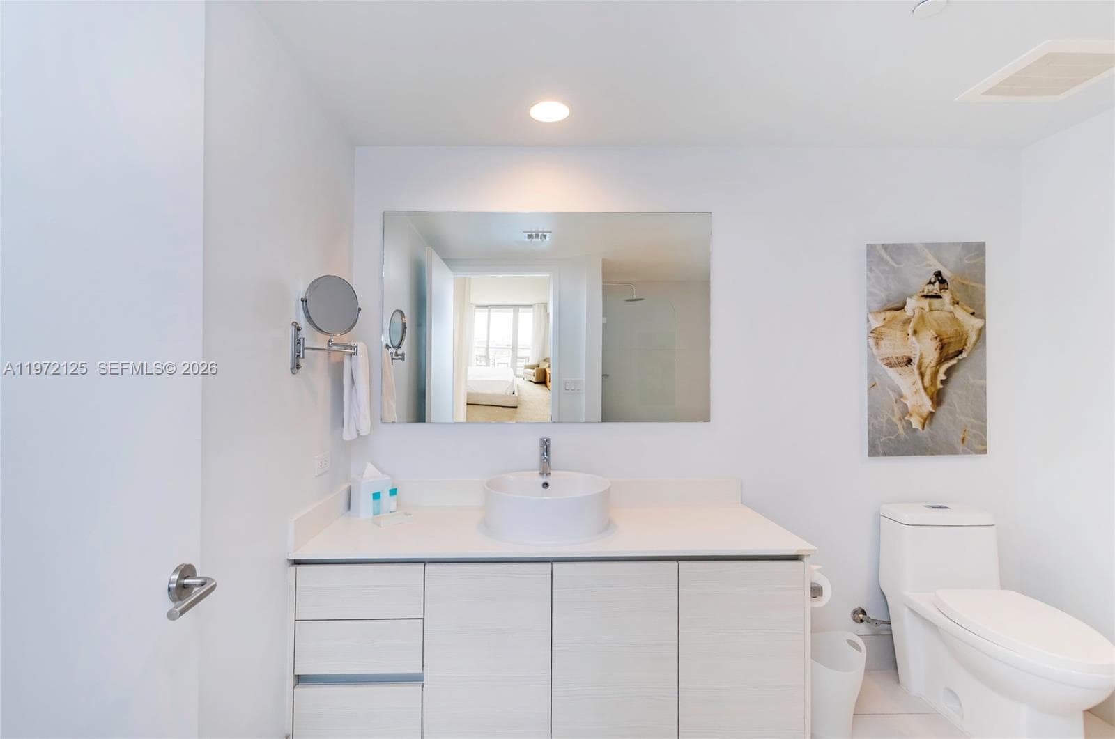 2602 E Hallandale Beach Blvd R1903 photo 19