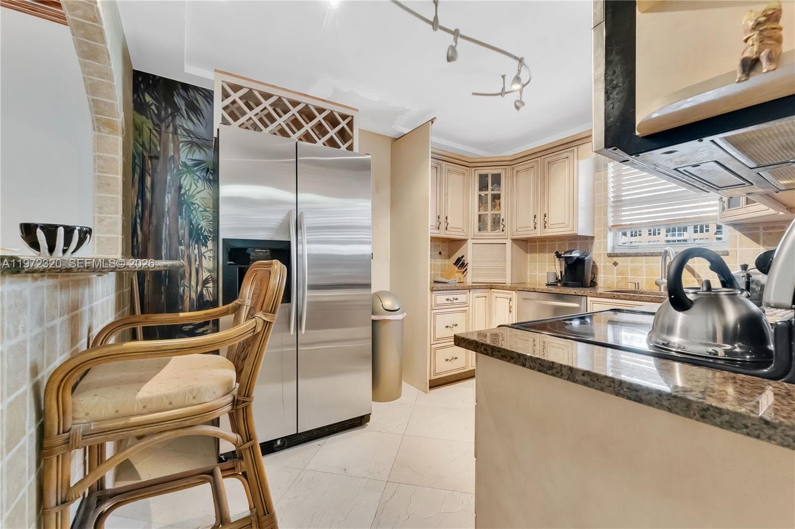 5555 Collins Ave 5B photo 9