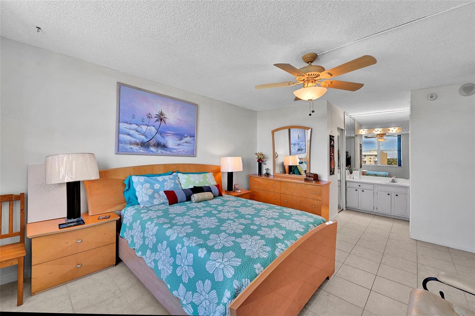 2639 N Riverside Drive 1005 photo 17