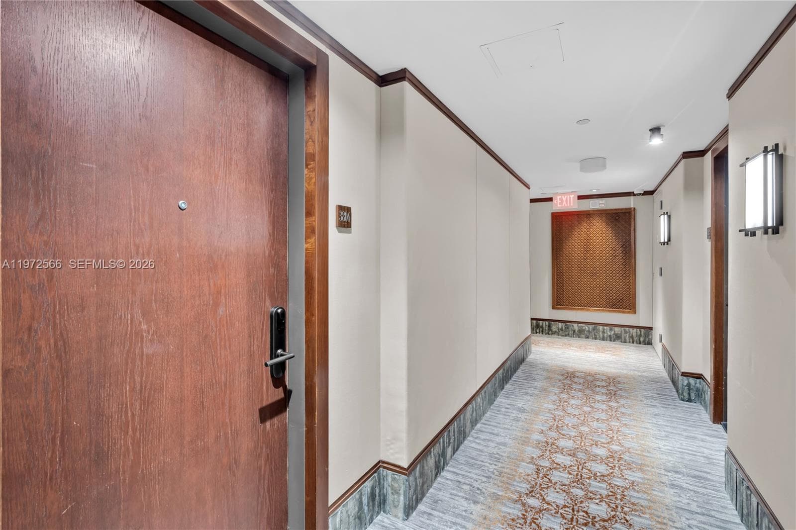 101 20th St 3806 photo 5