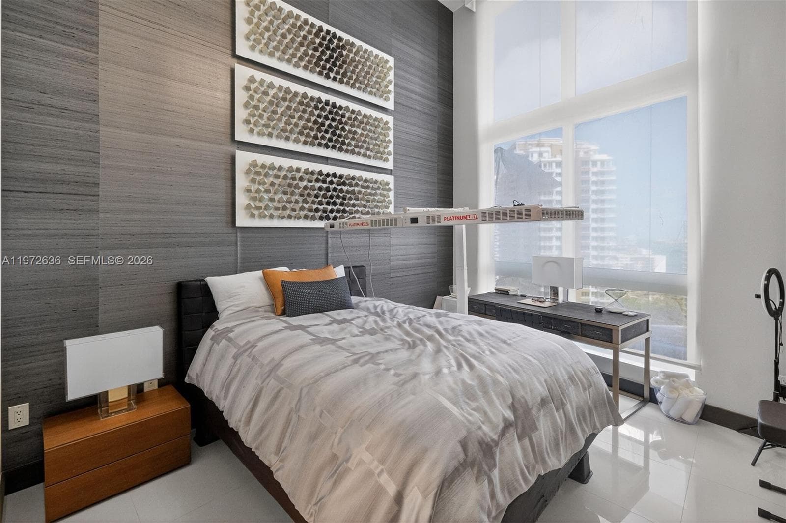 495 Brickell avenue 2201 photo 18