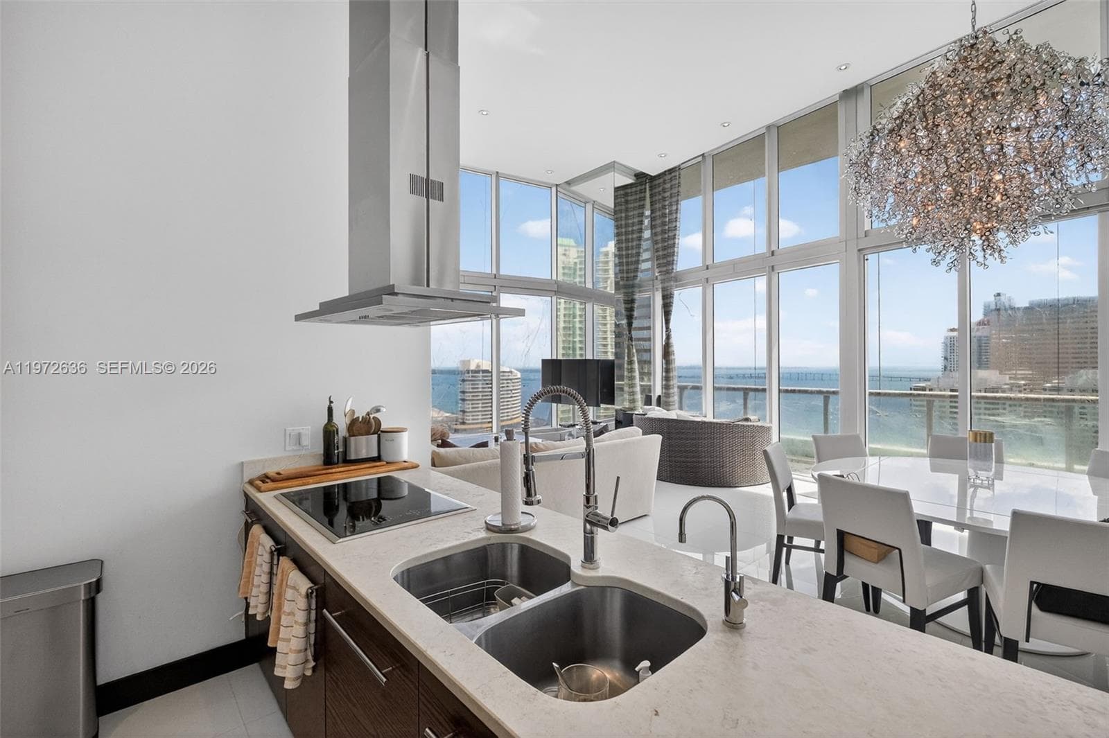 495 Brickell avenue 2201 photo 8