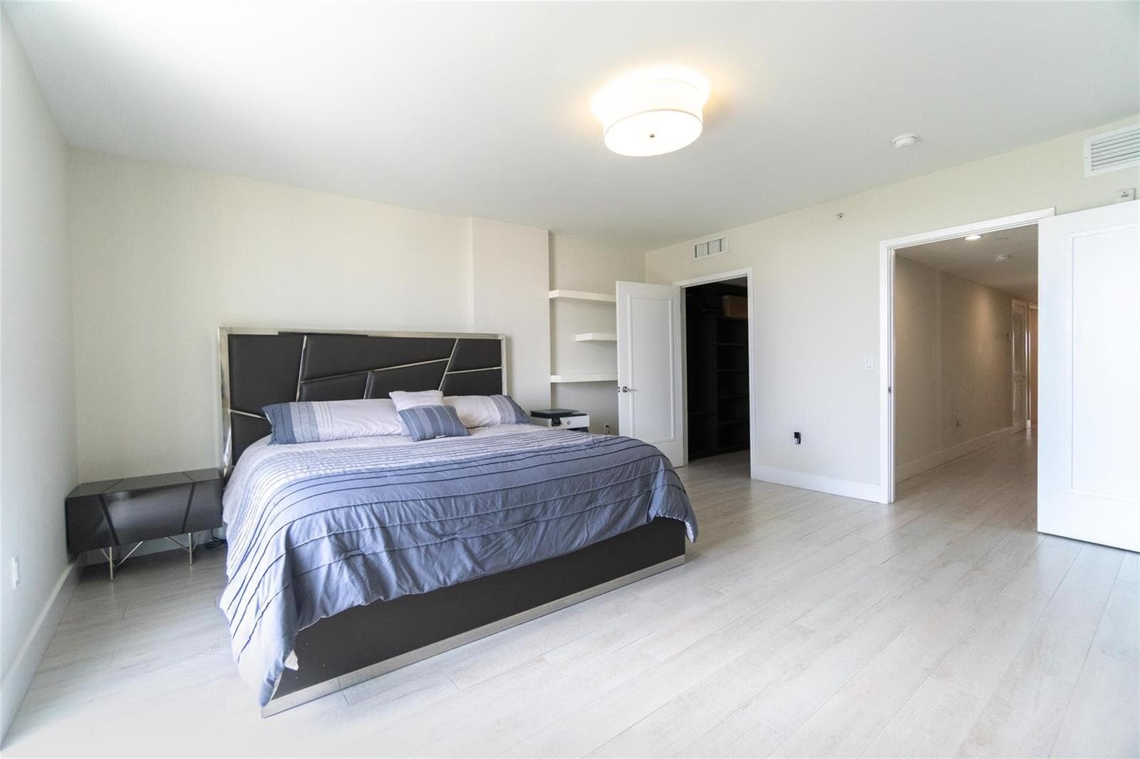 9400 W Bay Harbor Drive 503 photo 12