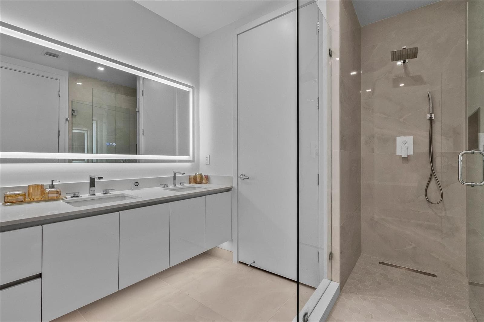 220 Lake Shore Drive 1417 photo 11
