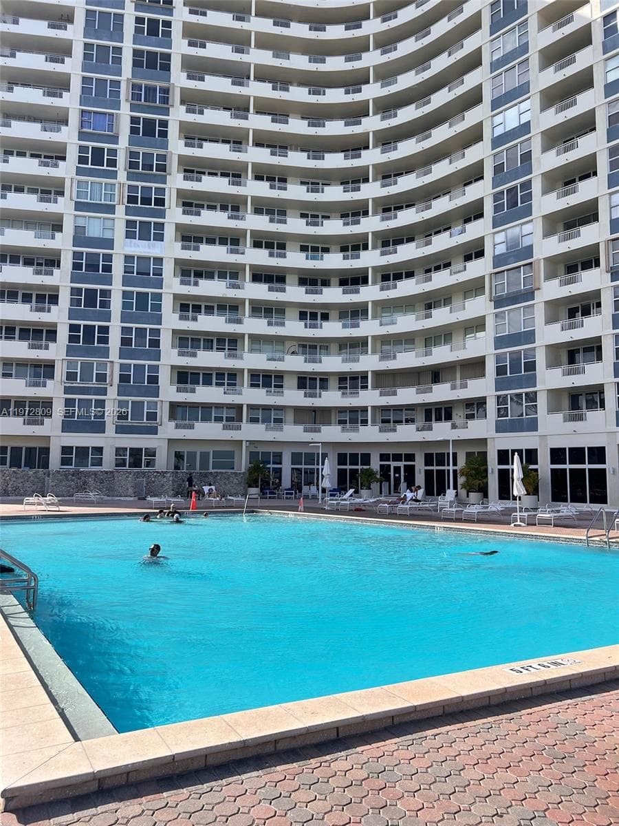 3180 S Ocean Dr 1418 photo 16