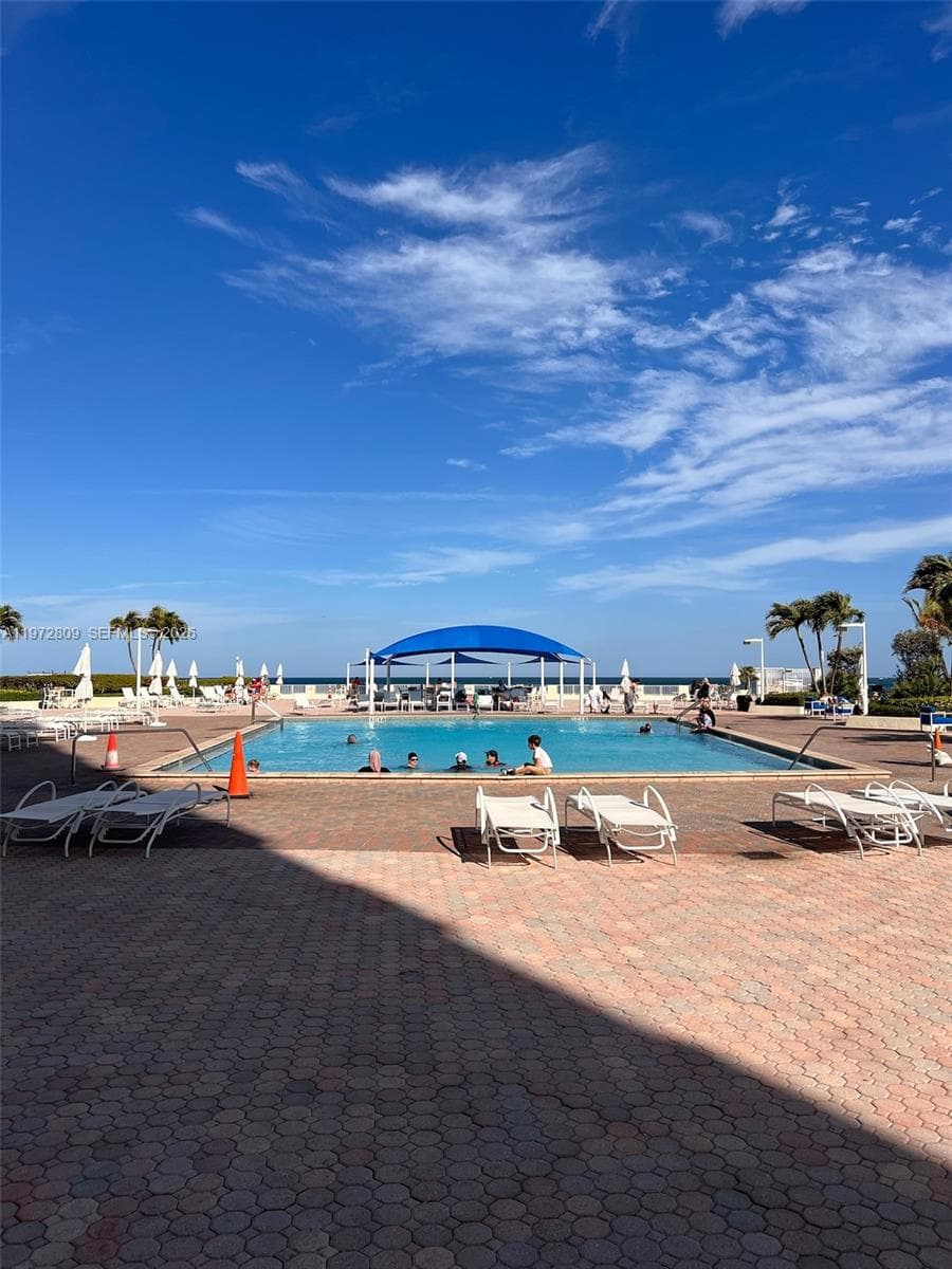 3180 S Ocean Dr 1418 photo 15