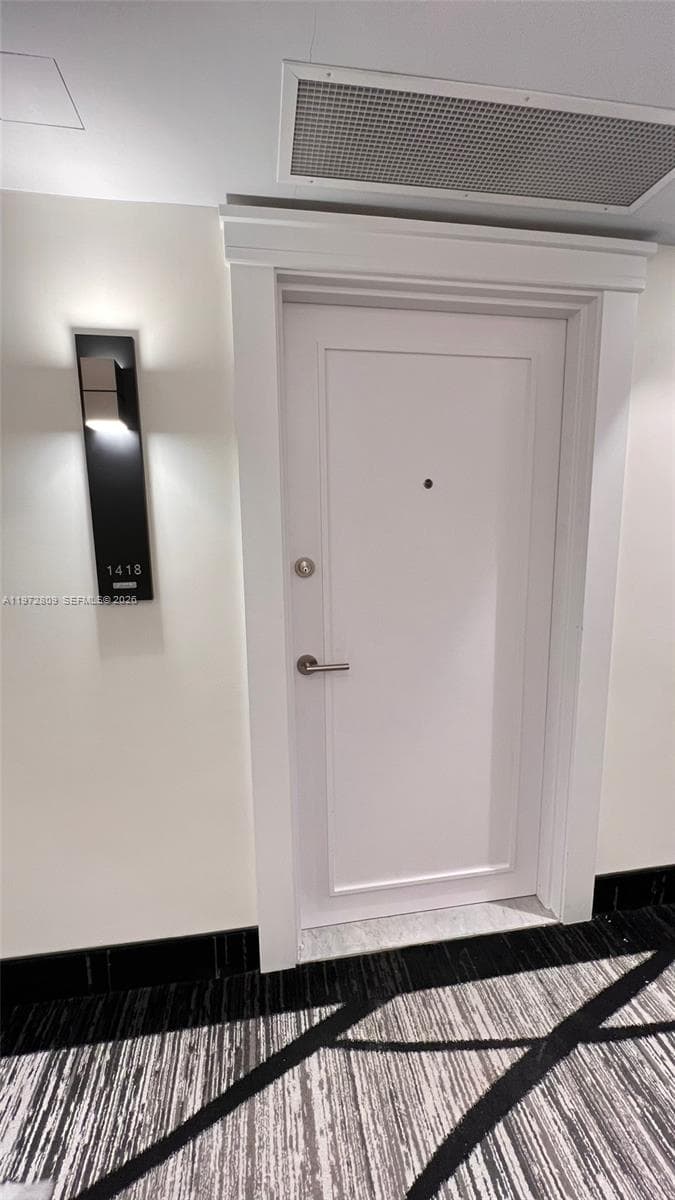 3180 S Ocean Dr 1418 photo 4