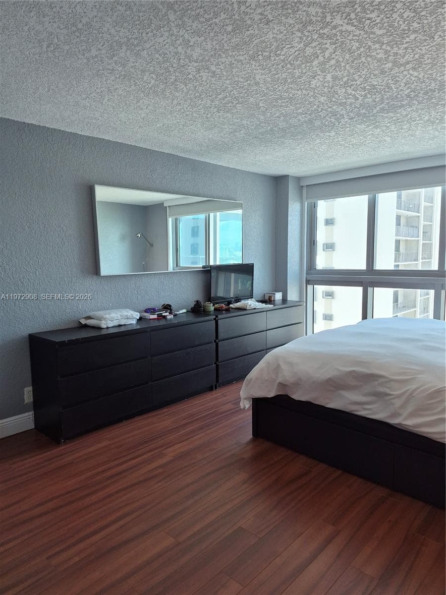 2655 Collins Ave 1404 photo 18