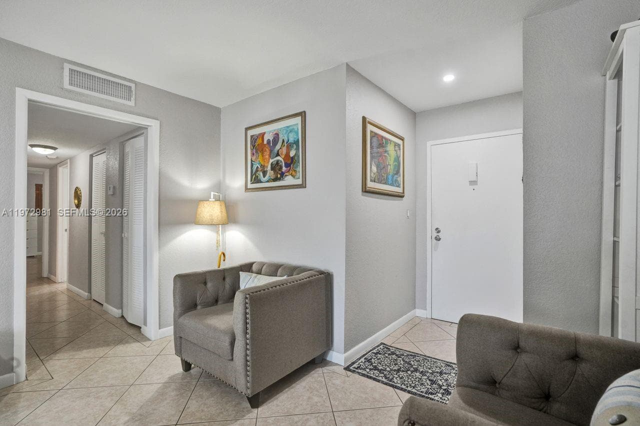 3665 NE 167th St 208 photo 15