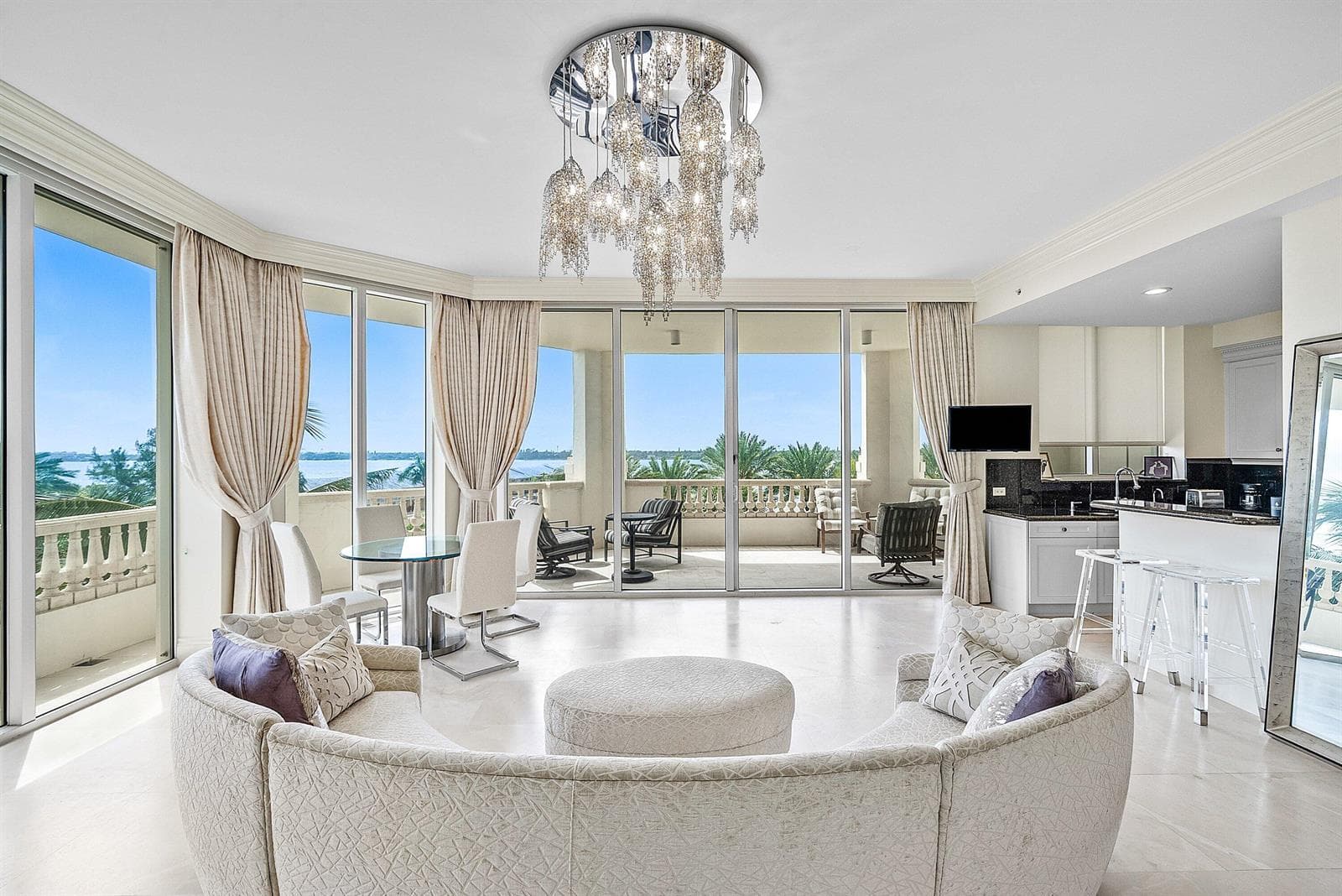 3000 S Ocean Boulevard 402 photo 1