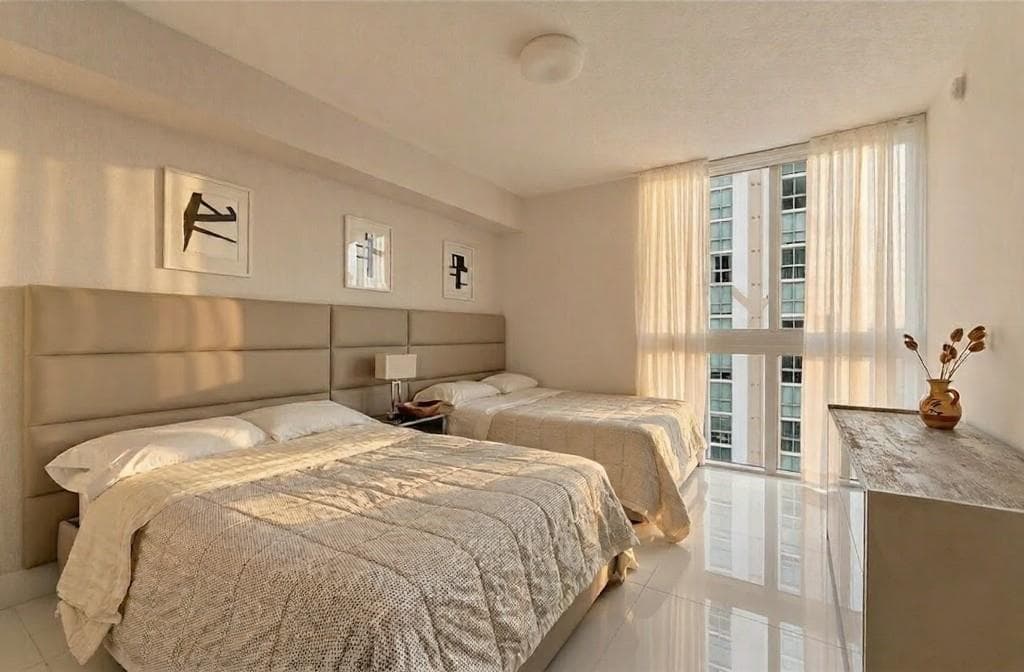 330 Sunny Isles Boulevard 5-1408 photo 12
