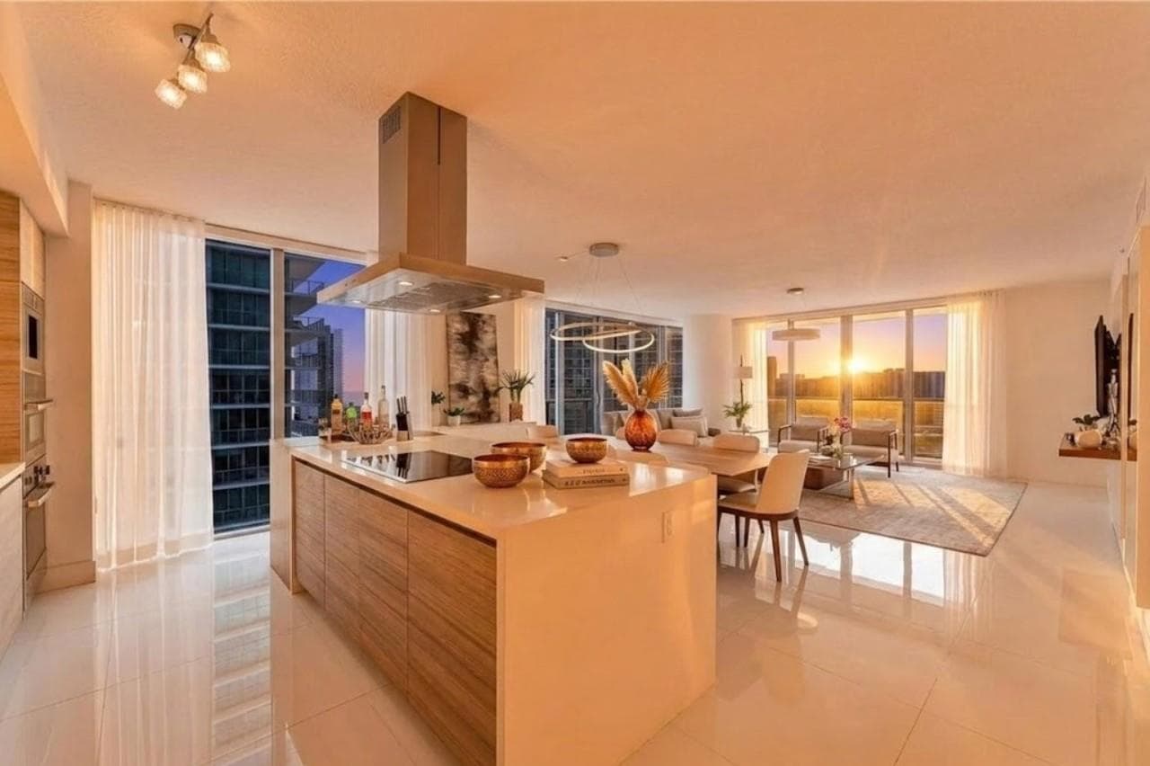 330 Sunny Isles Boulevard 5-1408 photo 1