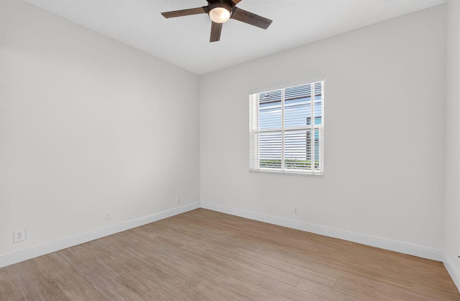 6629 Grande Orchid Way photo 17