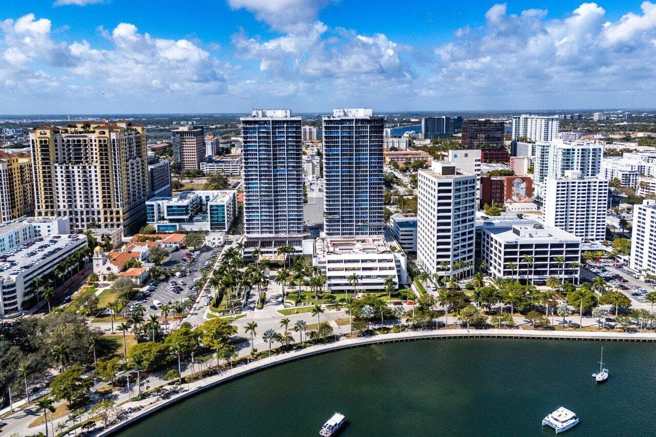 529 S Flagler Drive 8g photo 4