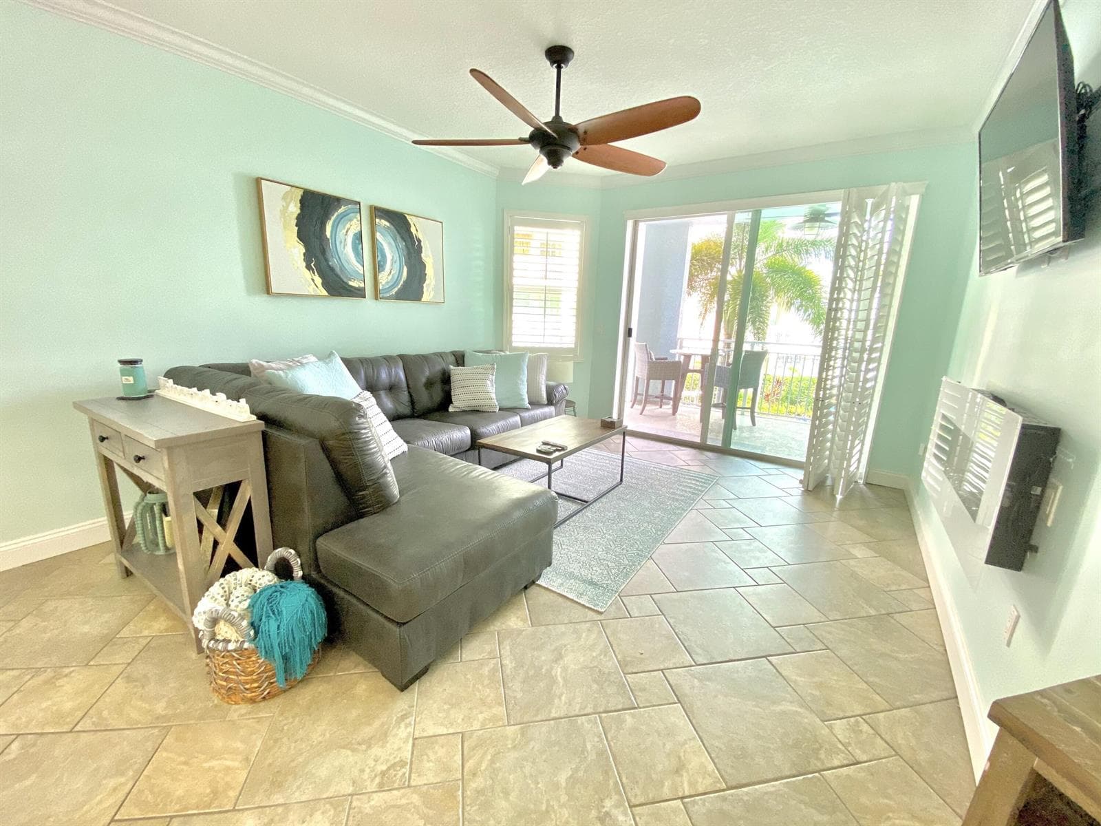 215 NW Flagler 202 photo 7