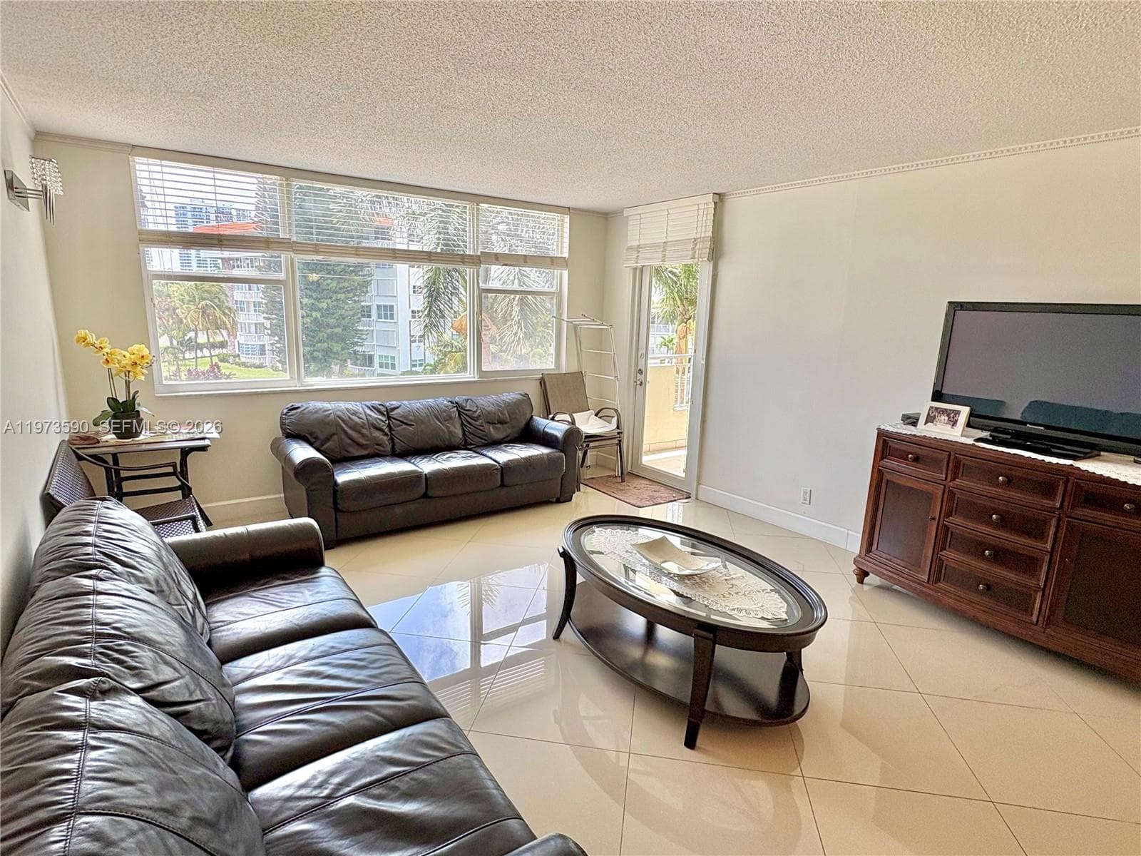 3180 S Ocean Dr 221 photo 2