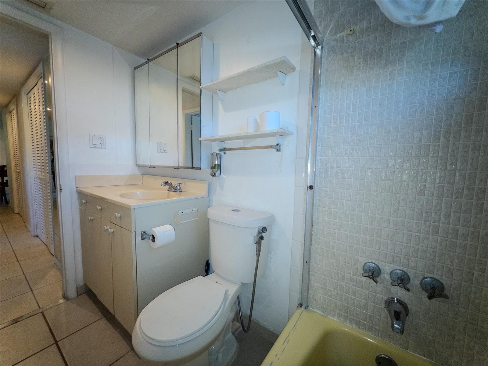 2430 NE 135th Street 302 photo 16
