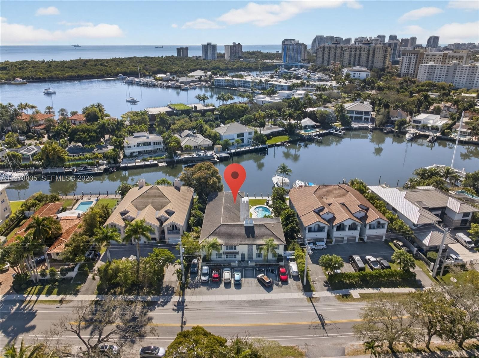1308 Bayview Dr 2B photo 2
