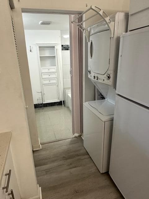 1106 Green Pine Boulevard E1 photo 4