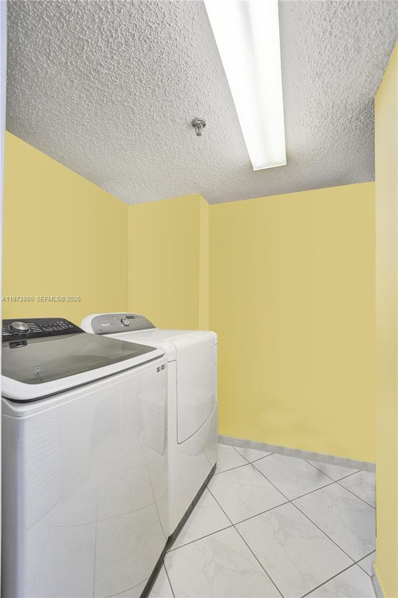 17700 N Bay Rd 805 photo 18