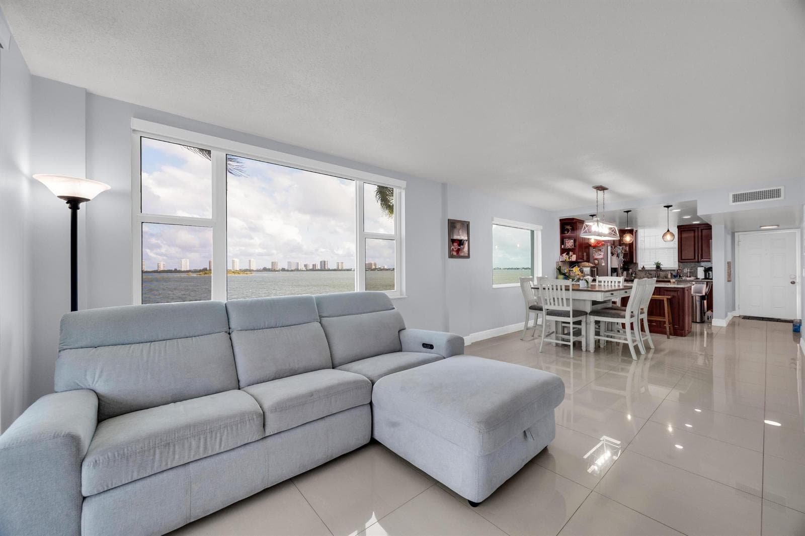 100 Paradise Harbour Boulevard 304 photo 11