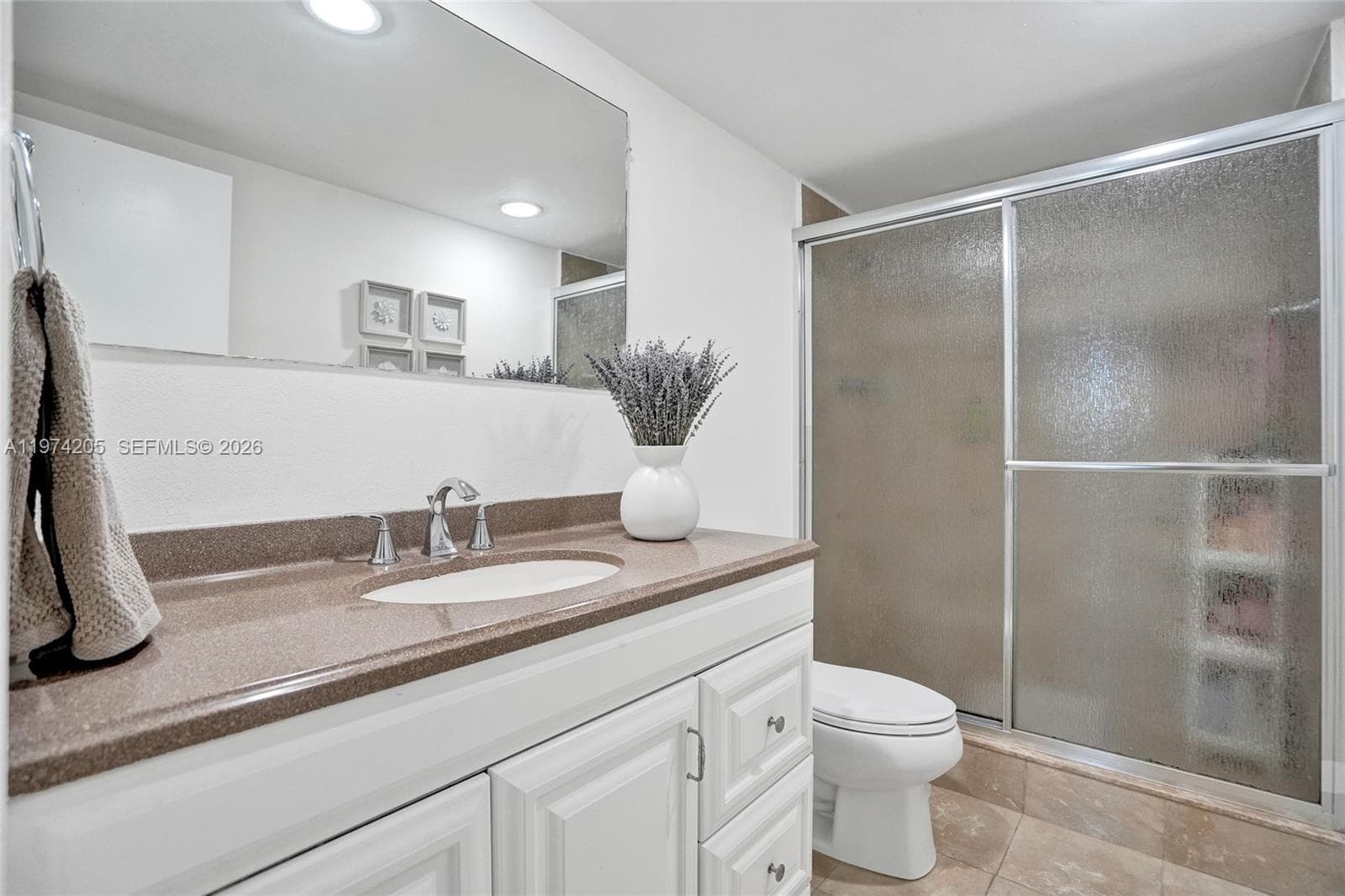 19380 Collins Ave 718 photo 24