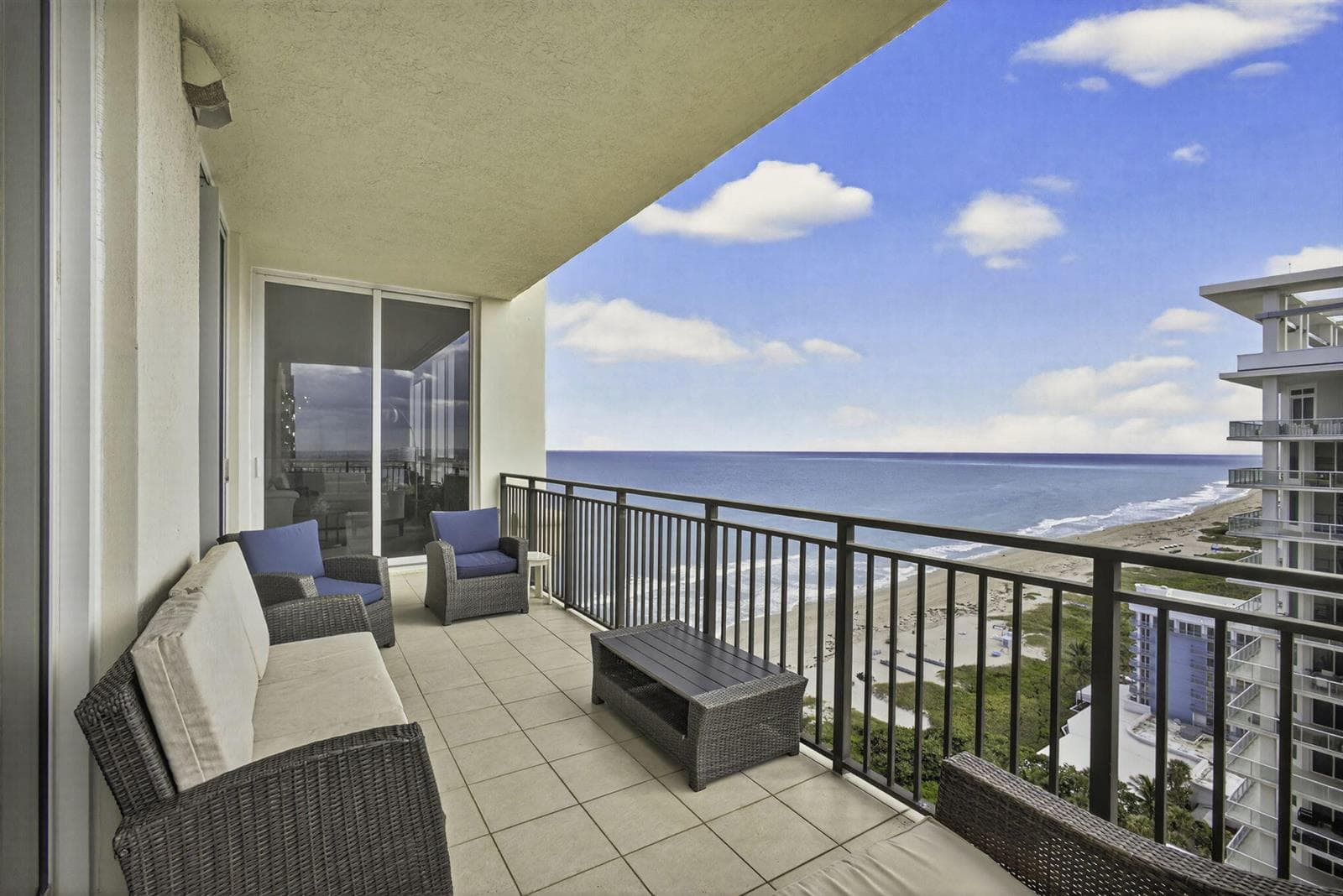 3800 N Ocean Drive 2050 photo 2