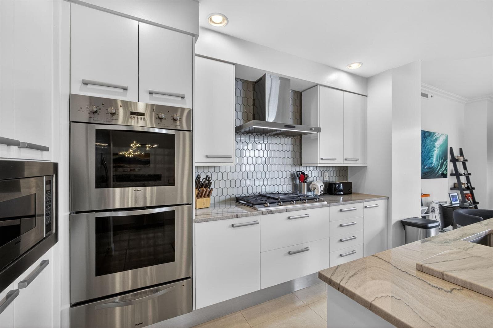 3800 N Ocean Drive 2050 photo 17