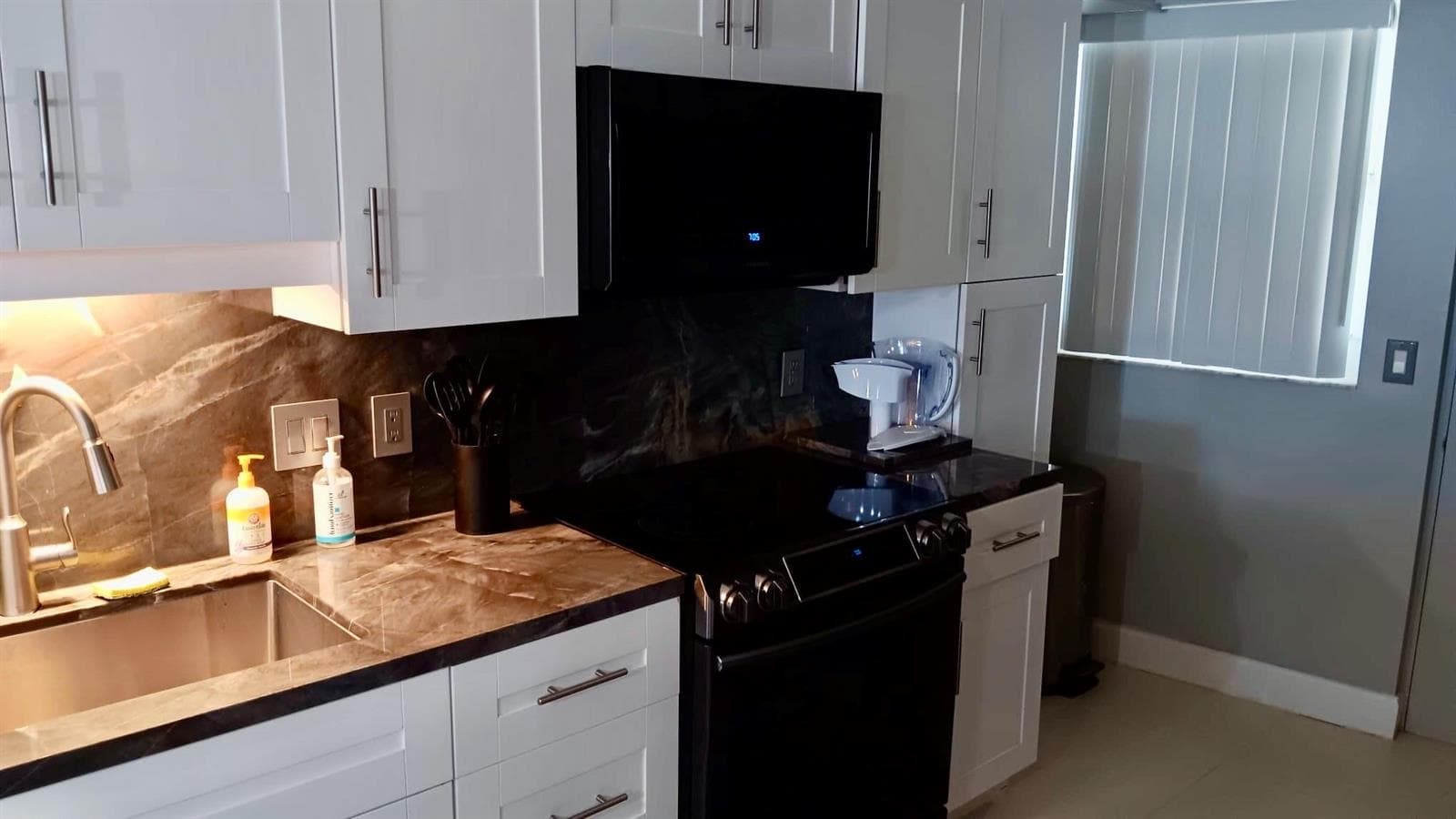 4100 Galt Ocean Drive 1106 photo 2