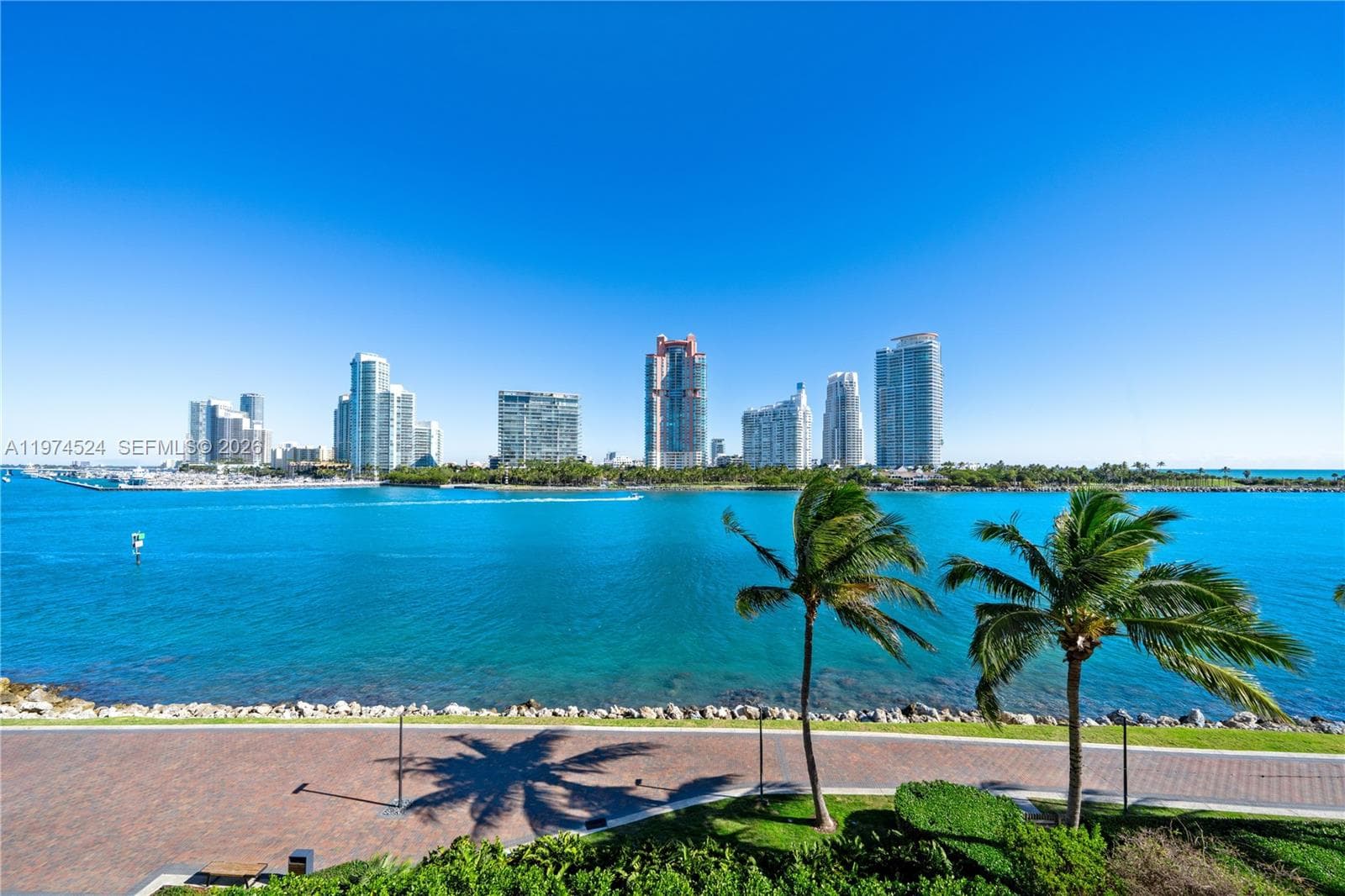 7043 Fisher Island Dr 7043 photo 1