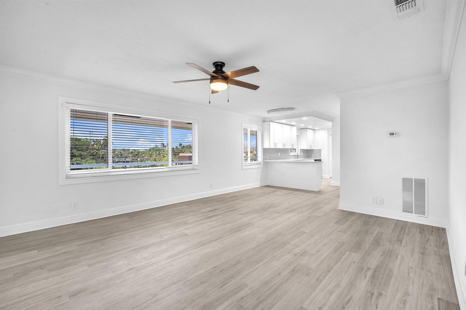 1015 Spanish River Road photo 5