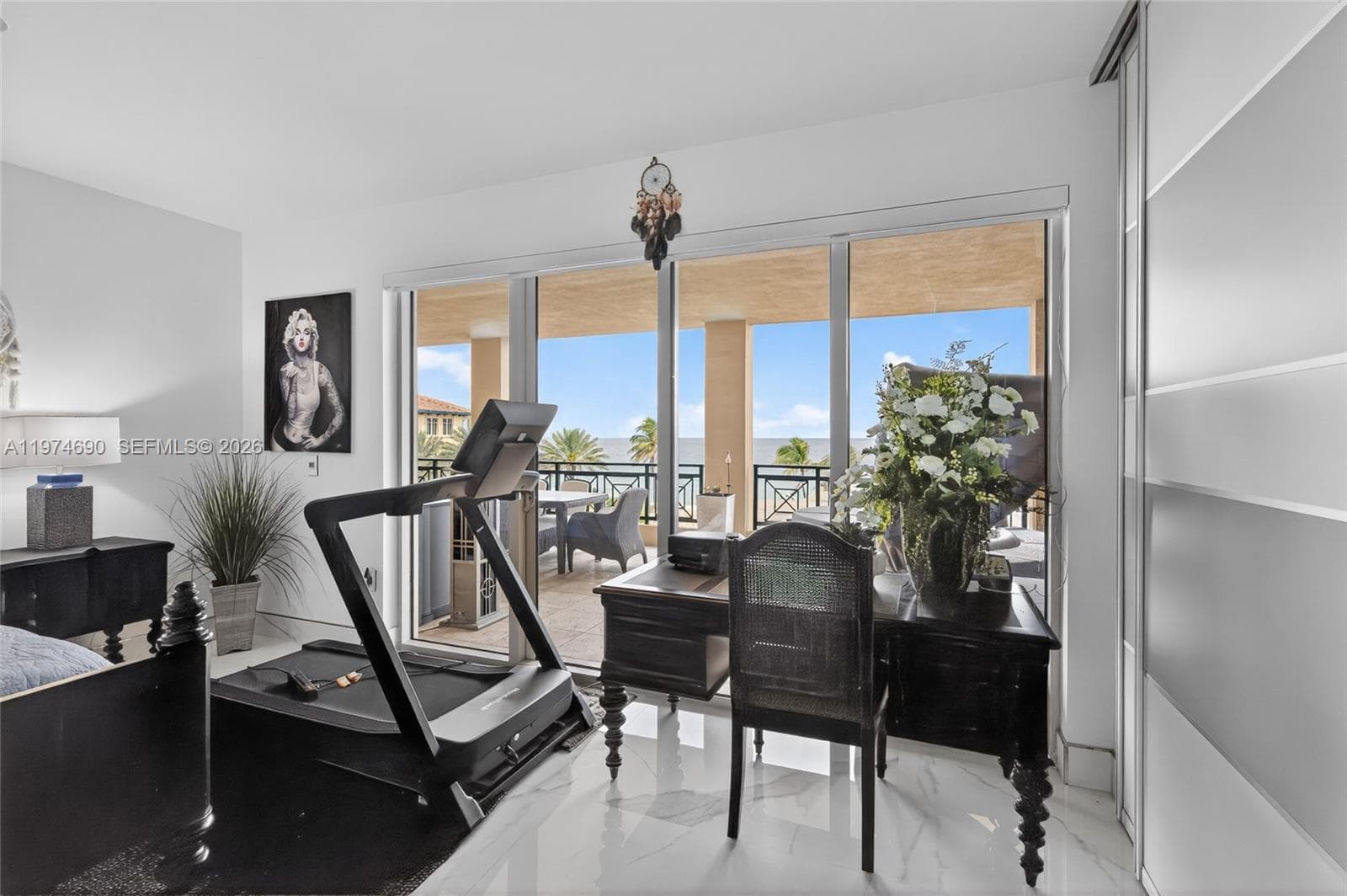 3415 N Ocean Dr 401 photo 24