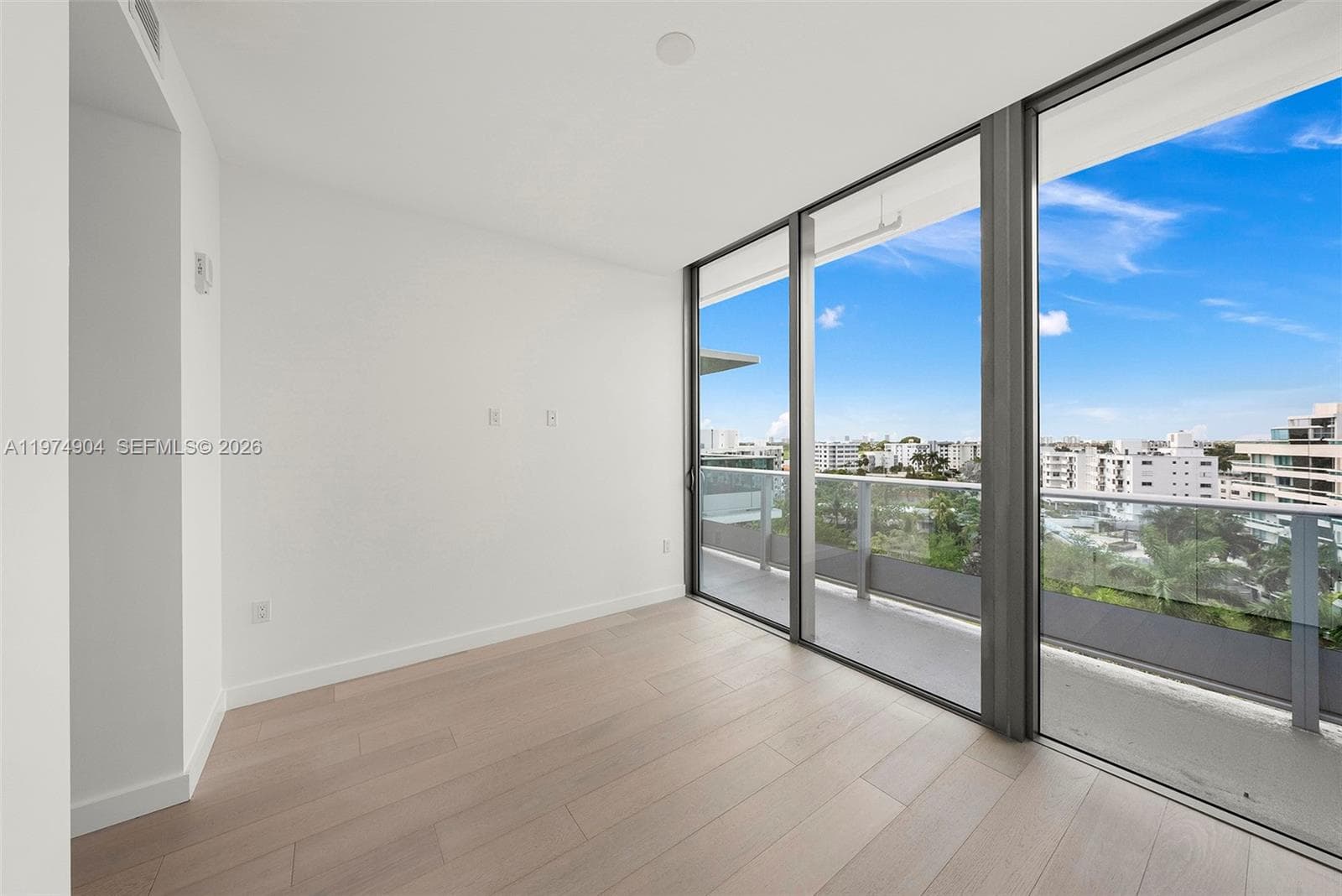 9201 E Bay Harbor Drive 805 photo 16