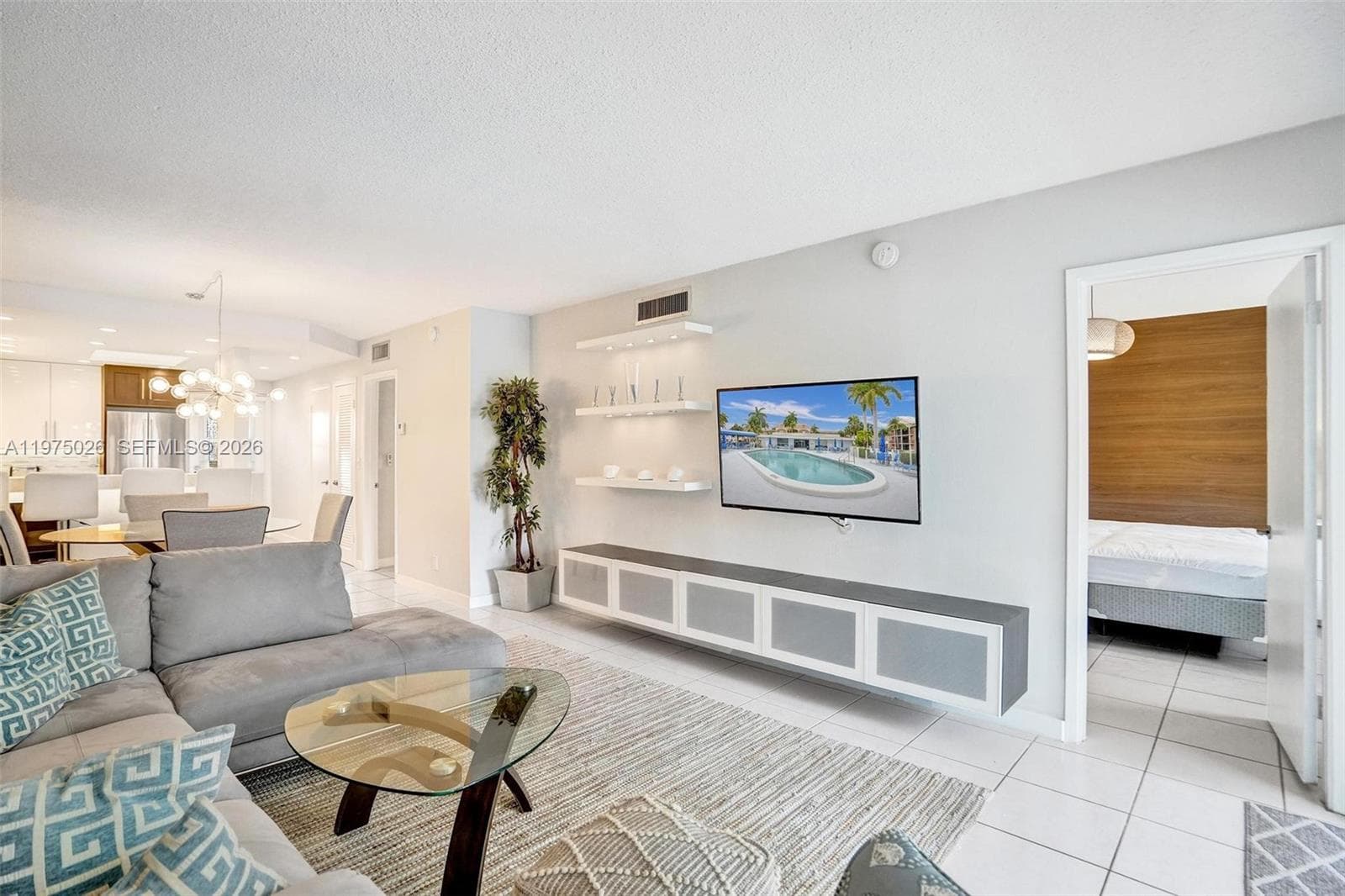 450 Paradise Isle Blvd 204 photo 6