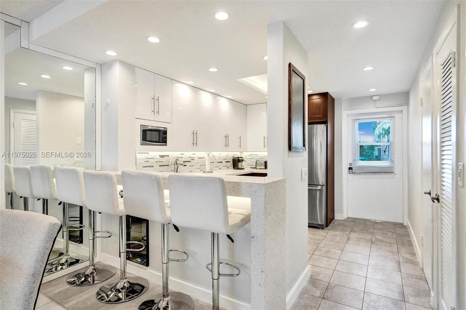 450 Paradise Isle Blvd 204 photo 14
