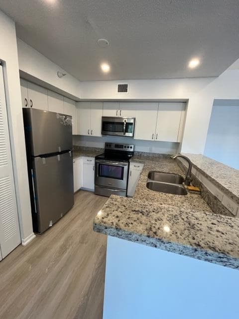 111 Yacht Club Way 305 photo 3