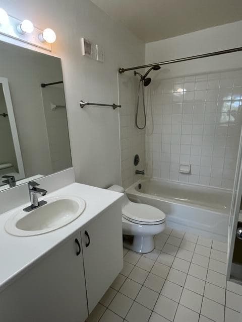 111 Yacht Club Way 305 photo 9