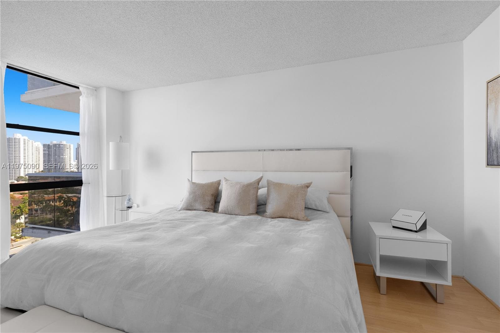 3625 N Country Club Dr 1401 photo 23