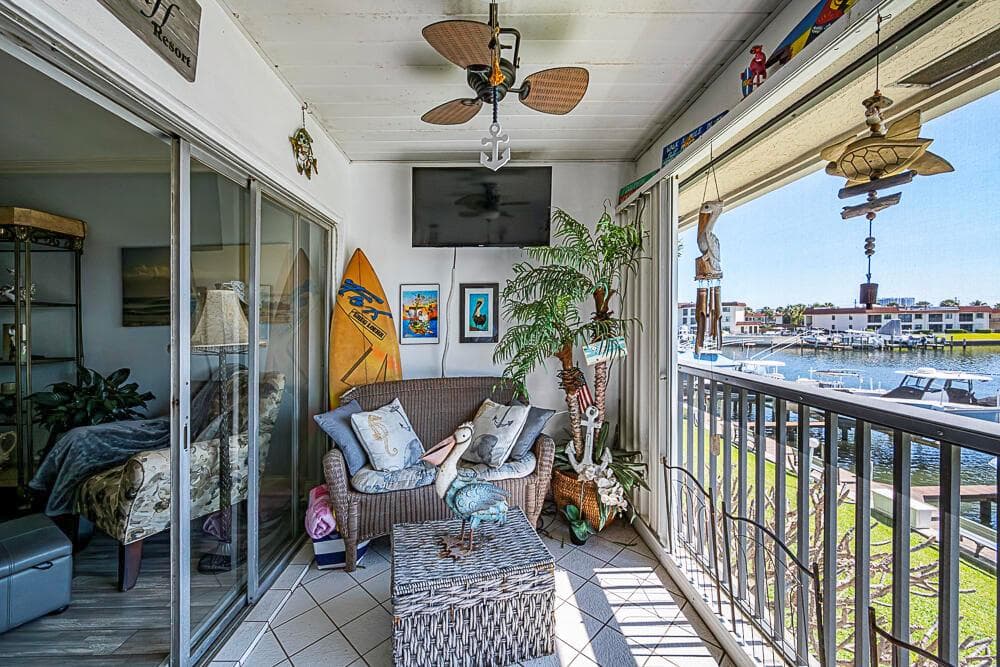 714 Northlake Court 208 photo 13