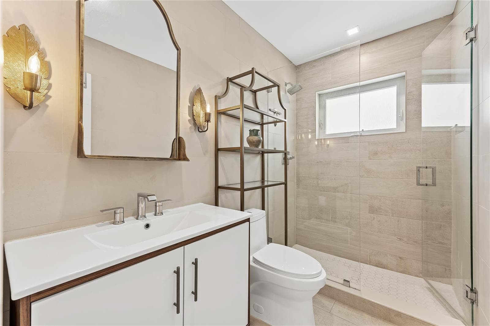 2400 NE 36th Street 12 photo 24