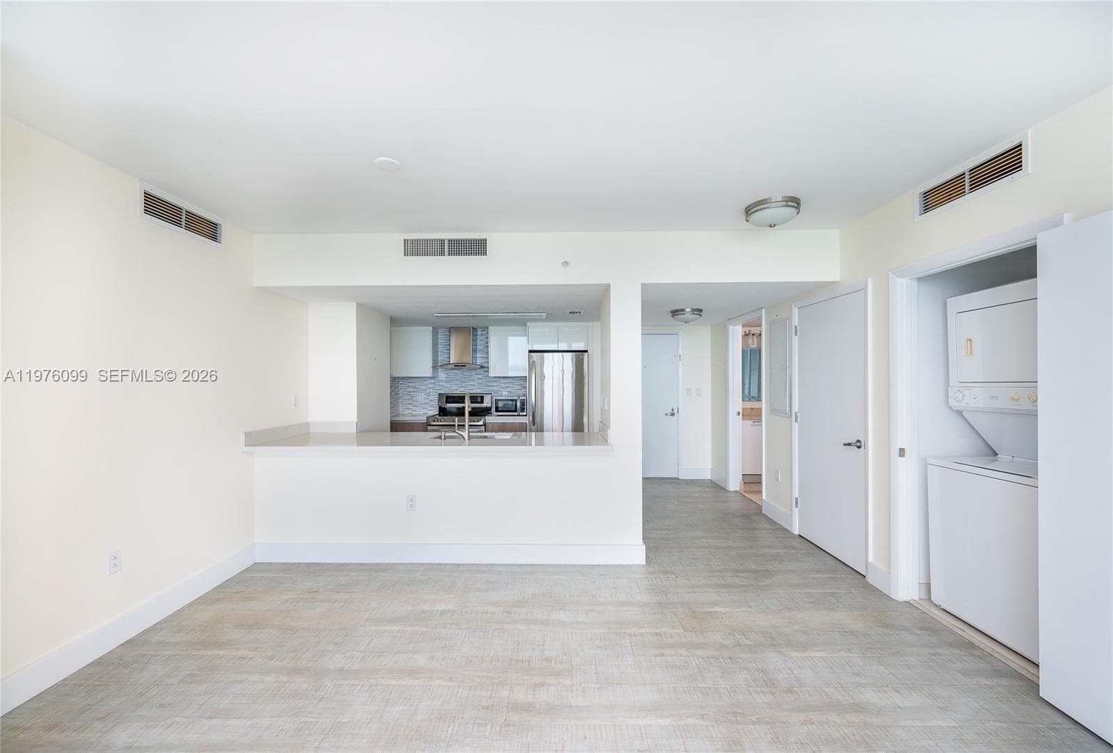 1800 N Bayshore Dr 2503 photo 10