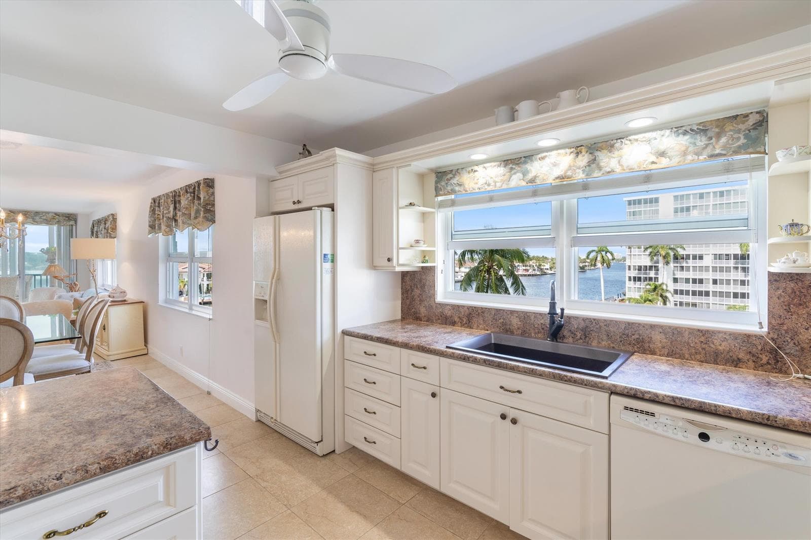 3310 S Ocean Boulevard 525-d photo 4