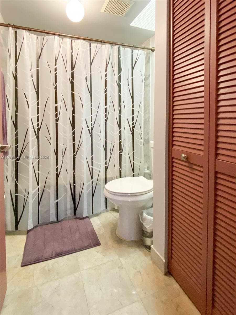 9341 Collins Ave 1204 photo 19