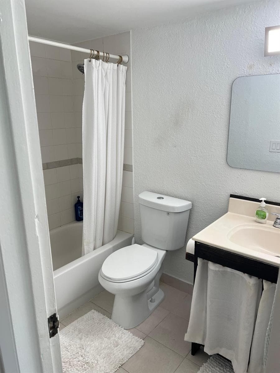 3522 NE 171st Street 202 photo 10