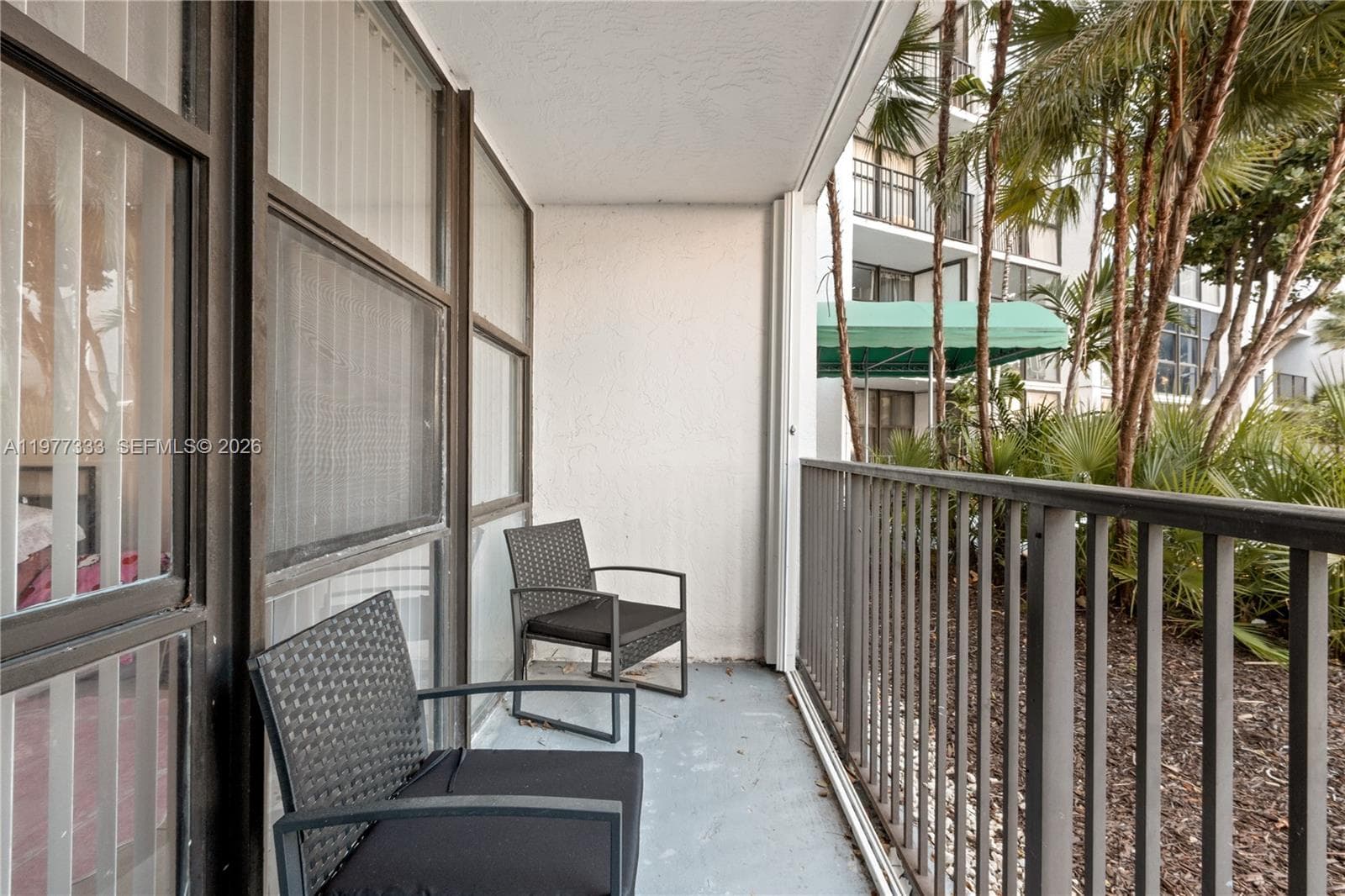 1000 Parkview Dr 222 photo 22