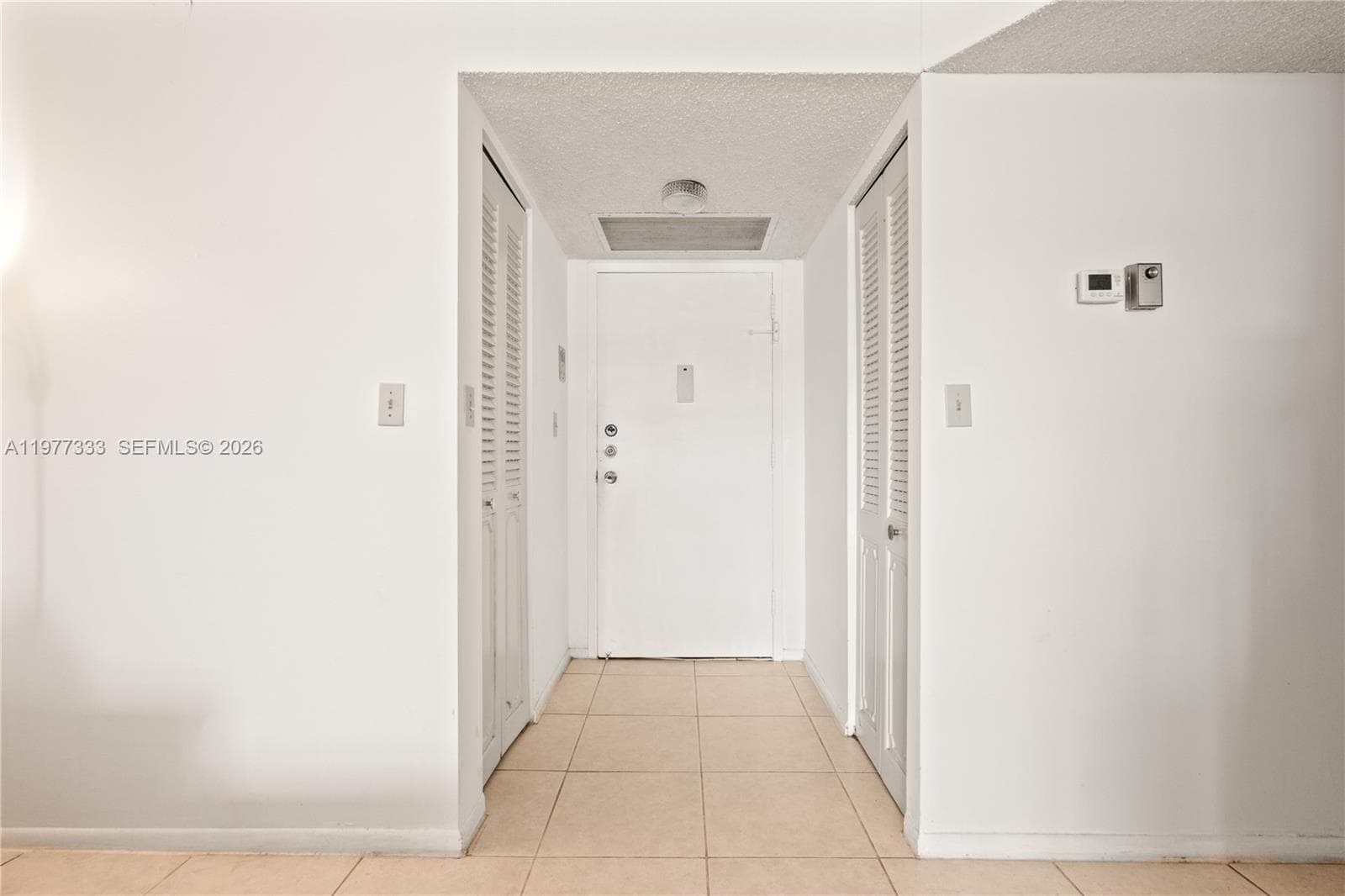 1000 Parkview Dr 222 photo 7
