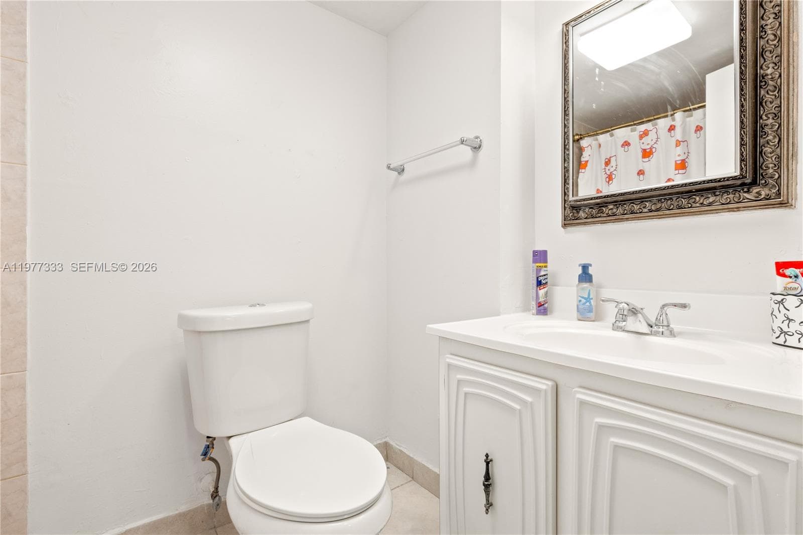 1000 Parkview Dr 222 photo 14