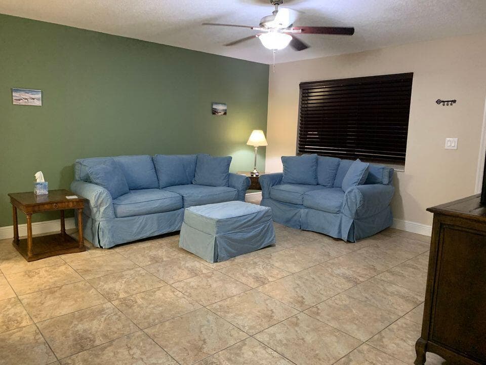 801 Hummingbird Way 201 photo 1