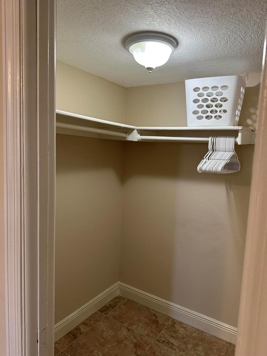 801 Hummingbird Way 201 photo 11