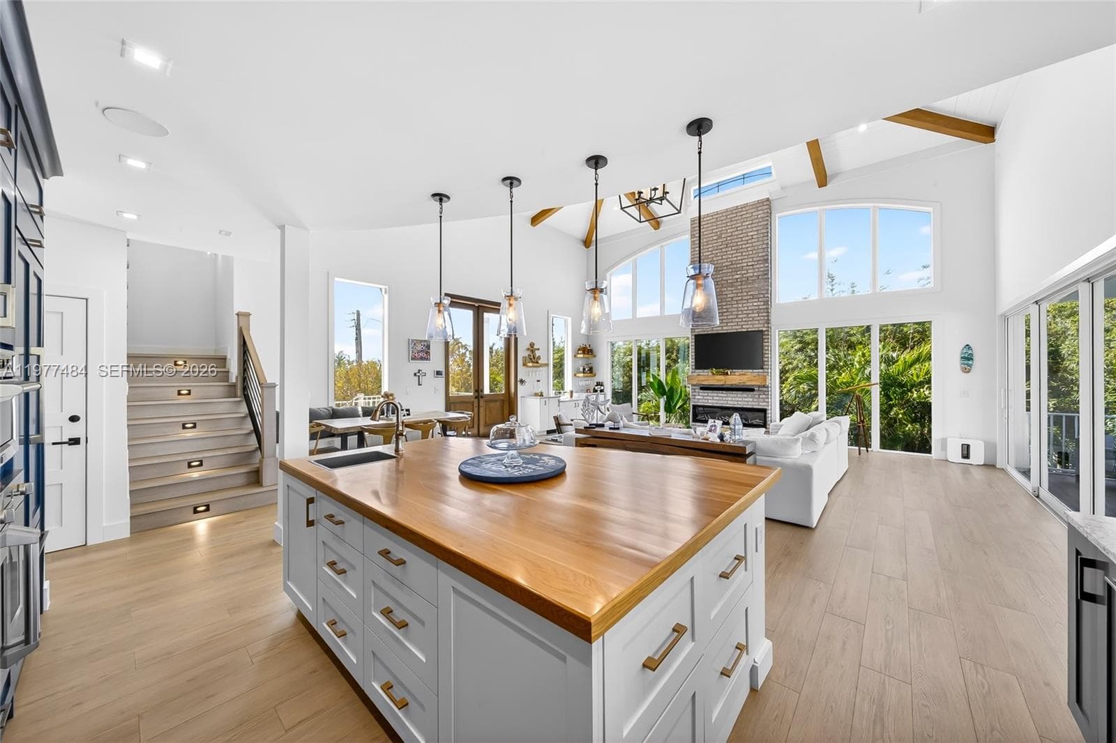 146 Mockingbird Rd photo 18